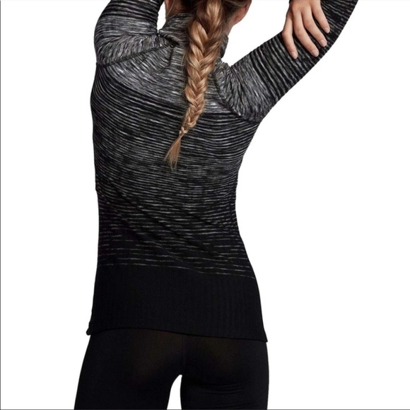 NIKE PRO Hyperwarm Ombre Spacedye Turtleneck Top - Picture 2 of 11